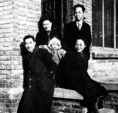 尽酷刑还不忘用鱼肝油传递信息保护同伴马竞合作伙伴女地下党员在台湾被捕受(图4)