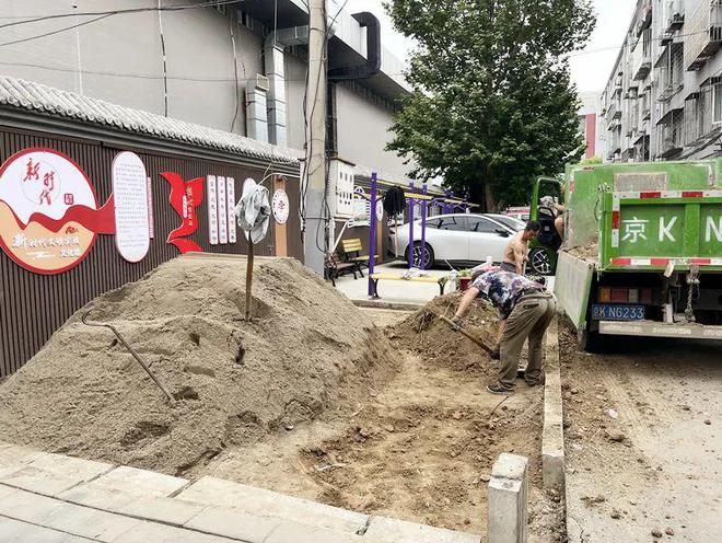 社区便民晾衣杆让居民省心省力→凯发一触即发晾晒有去处顺义这(图6)