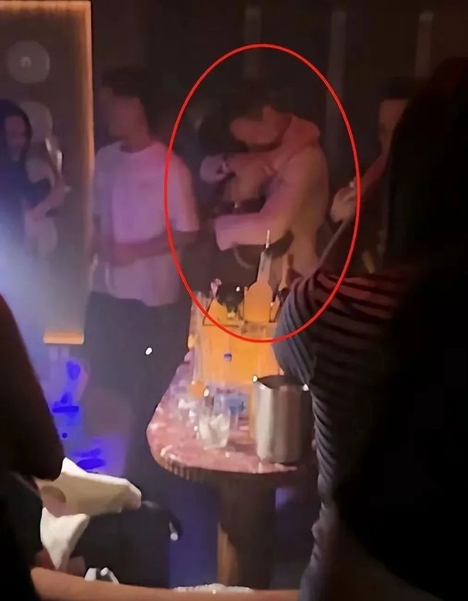 失控中年夫妻貌合神离全靠演技胡杏儿谈老公夜店搂妹表情管理(图7)